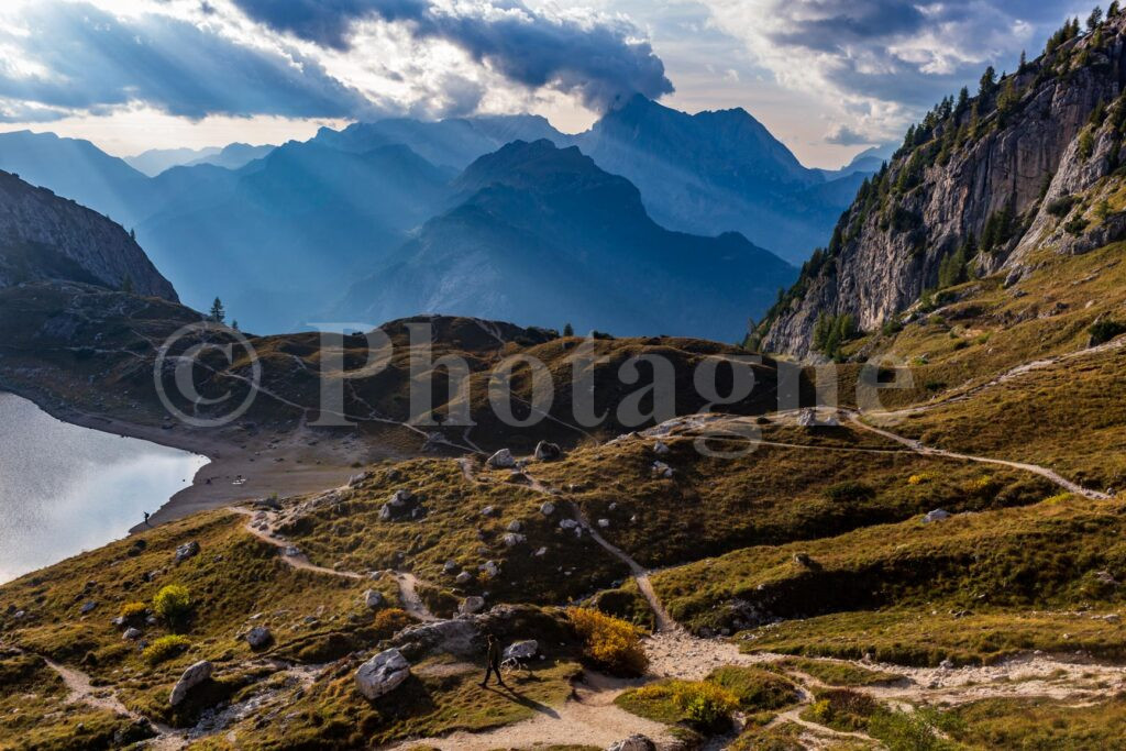 Lac Coldai en fin d'après-midi sur le tour de la Civetta